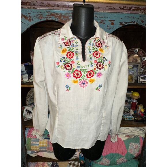 VINTAGE LONG SLEEVED EMBROIDERED HUNGARIAN PEASANT TOP BLOUSE - Picture 1 of 6